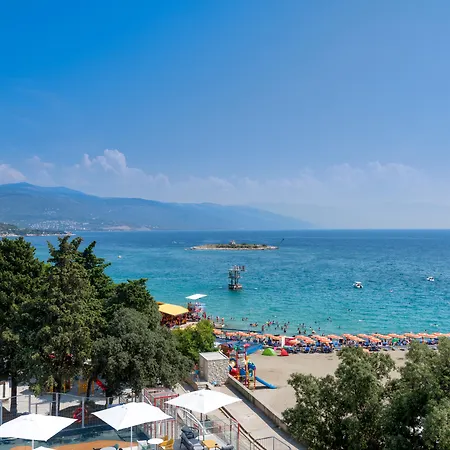 Aminess Vival Lisanj Family Hotell 4*
