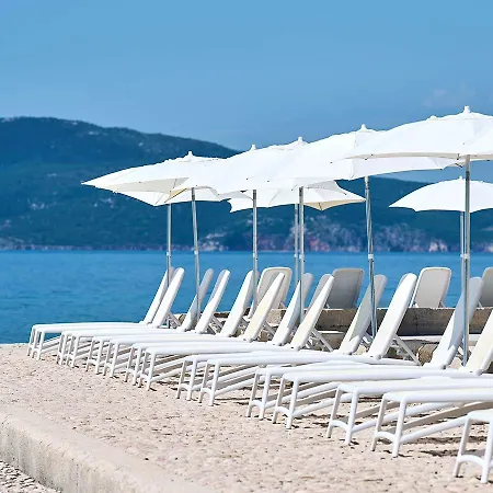 Aminess Vival Lisanj Family Hotel 4*
